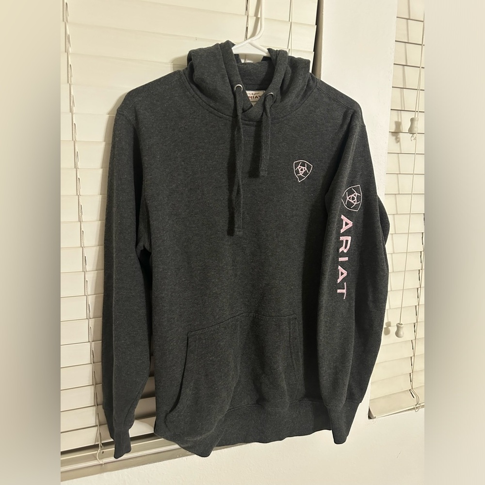 Ariat Women’s Pull over Hoodie heather grey Pink embroidery size M